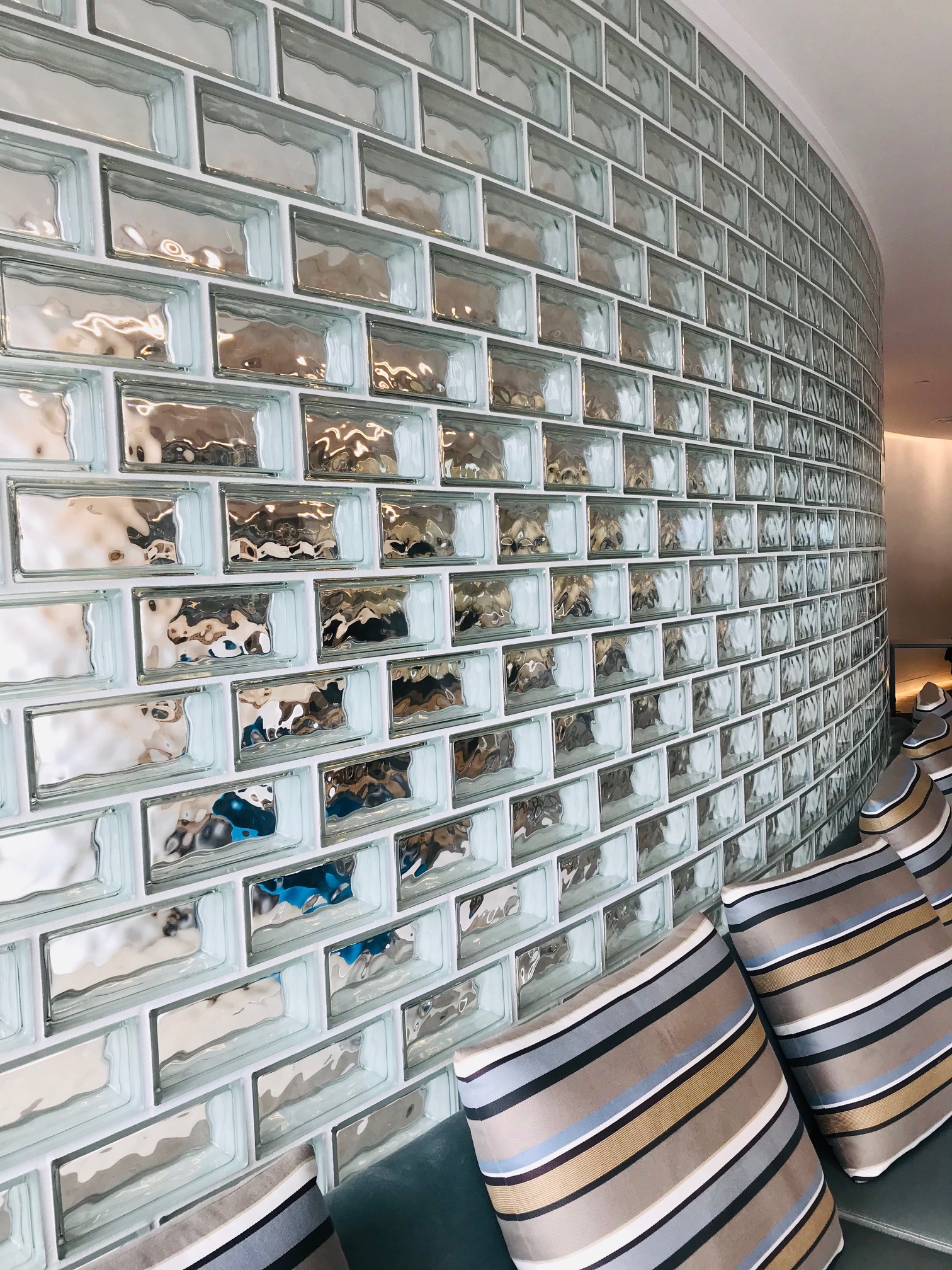 Wave Block Wall